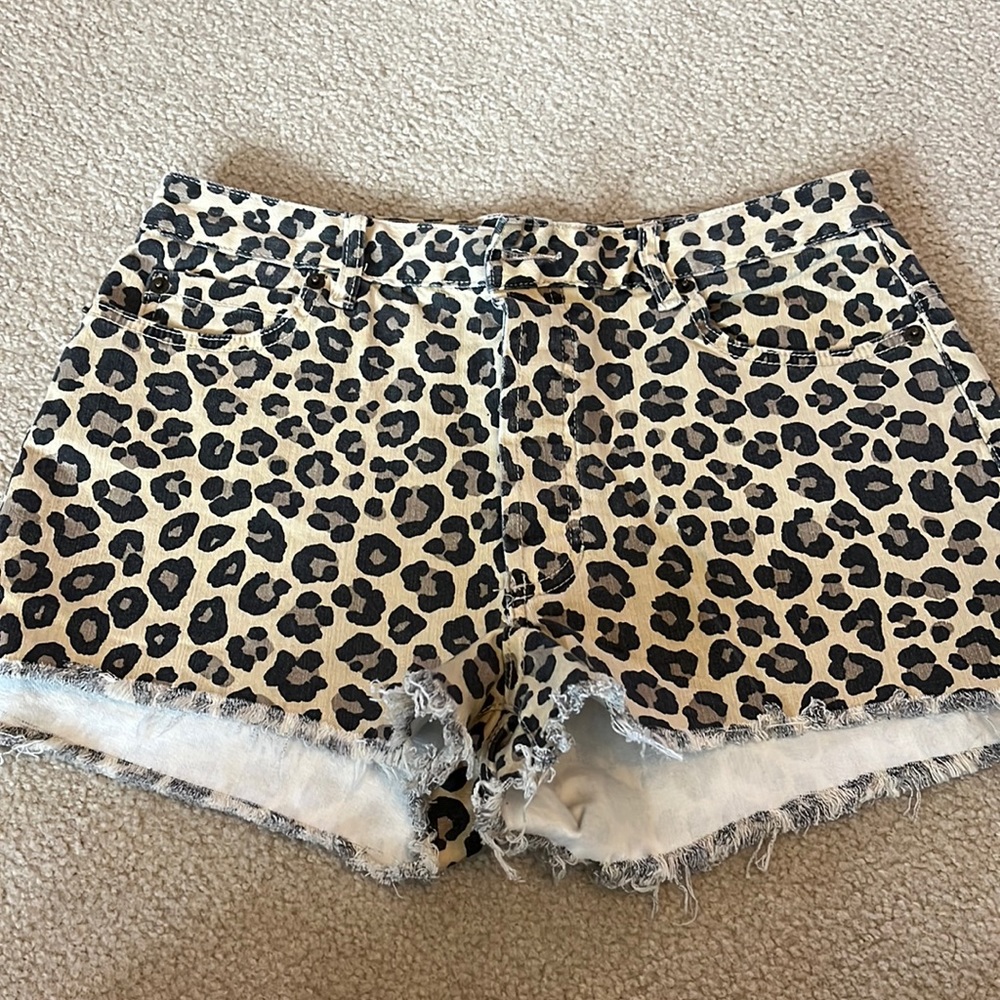 Leopard print denim shorts